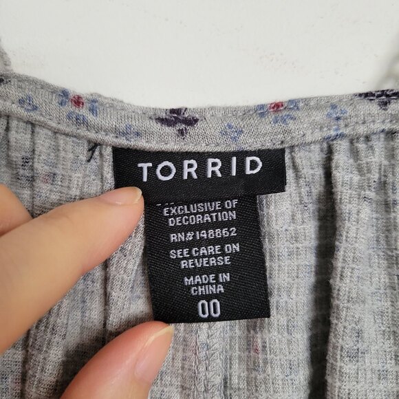 Torrid Sleeveless Western Aztec Geometric Print Floral Lace Tank Top Blouse 00 - Picture 8 of 11